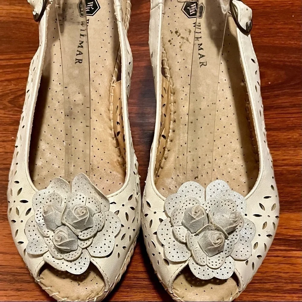 Vintage Wilmar Leather White Floral Cutout Wedges Size 38